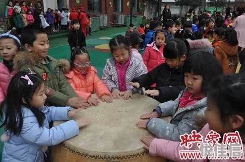 你叫的越大声我就越兴奋是什么歌词，以及这句歌词所表达的情感和音乐背景分析