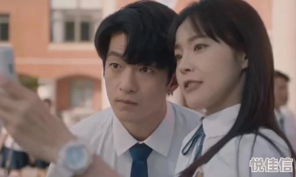 一闪一闪亮星星电影免费观看独家正片上线完整版《一闪一闪亮星星》会员解锁更多花絮