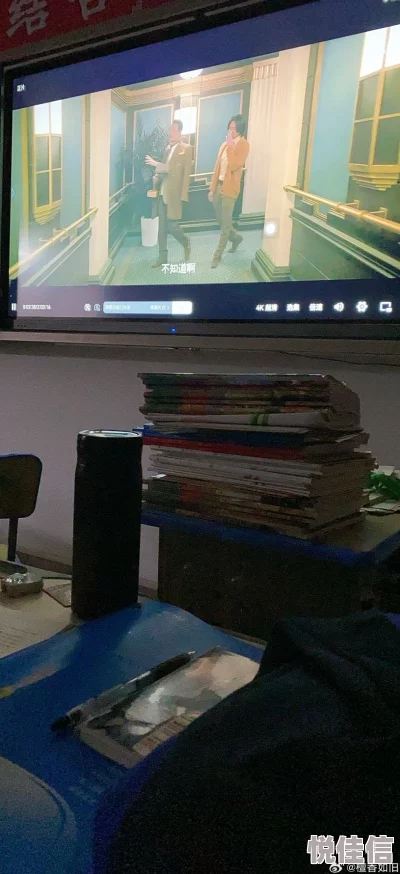 学长～能把遥控器关了听说他和隔壁班的系花走得很近还一起去看电影了